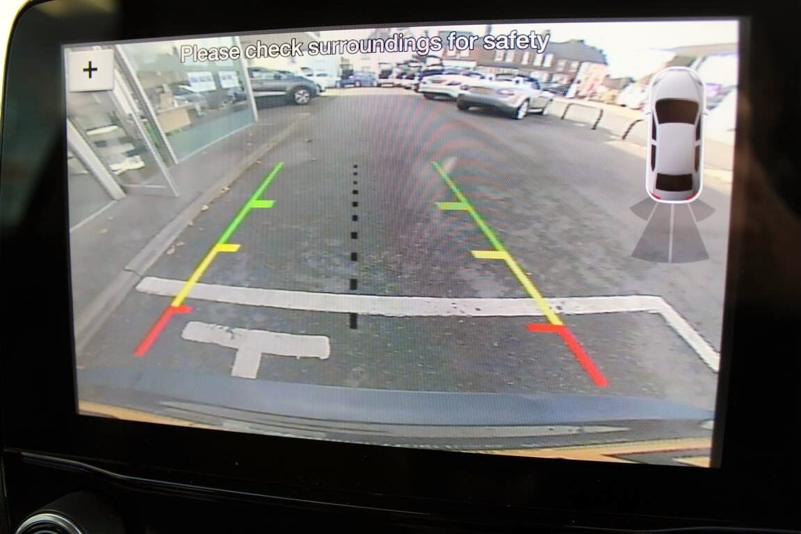 Used Ford Ecosport 2018 for sale - 76492291: Photo 16