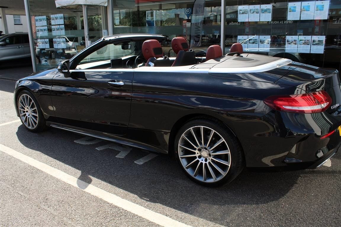 Used Mercedes-Benz C Class 2016 for sale - 76352075: Photo 3
