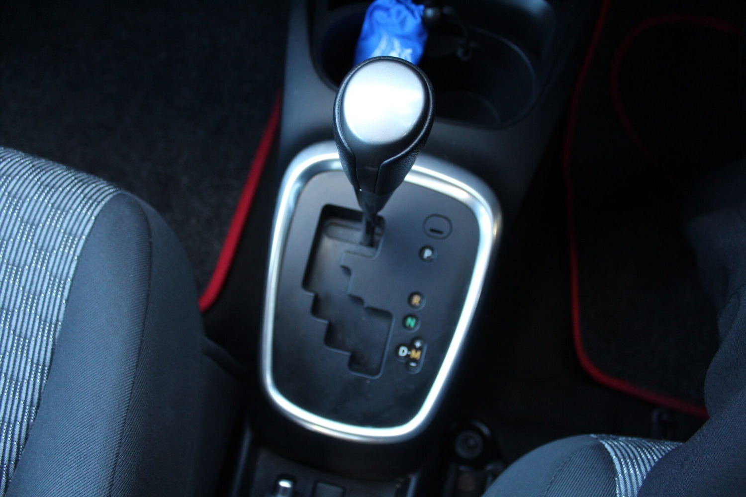 Used Toyota Yaris 2015 for sale - 76357450: Photo 20