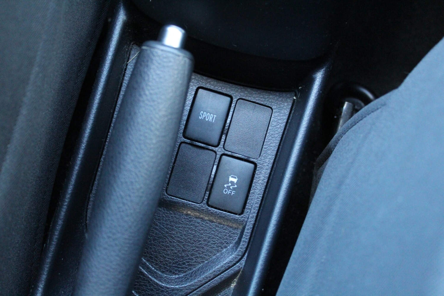 Used Toyota Yaris 2015 for sale - 76357450: Photo 21