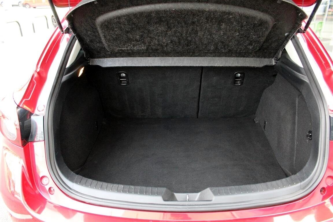 Used Mazda Mazda3 2015 for sale - 76368798: Photo 9