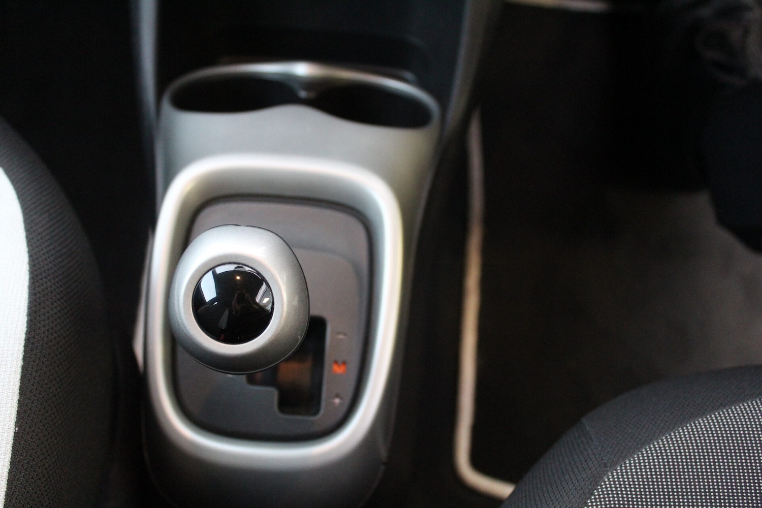 Used Toyota AYGO 2014 for sale - 76488540: Photo 19