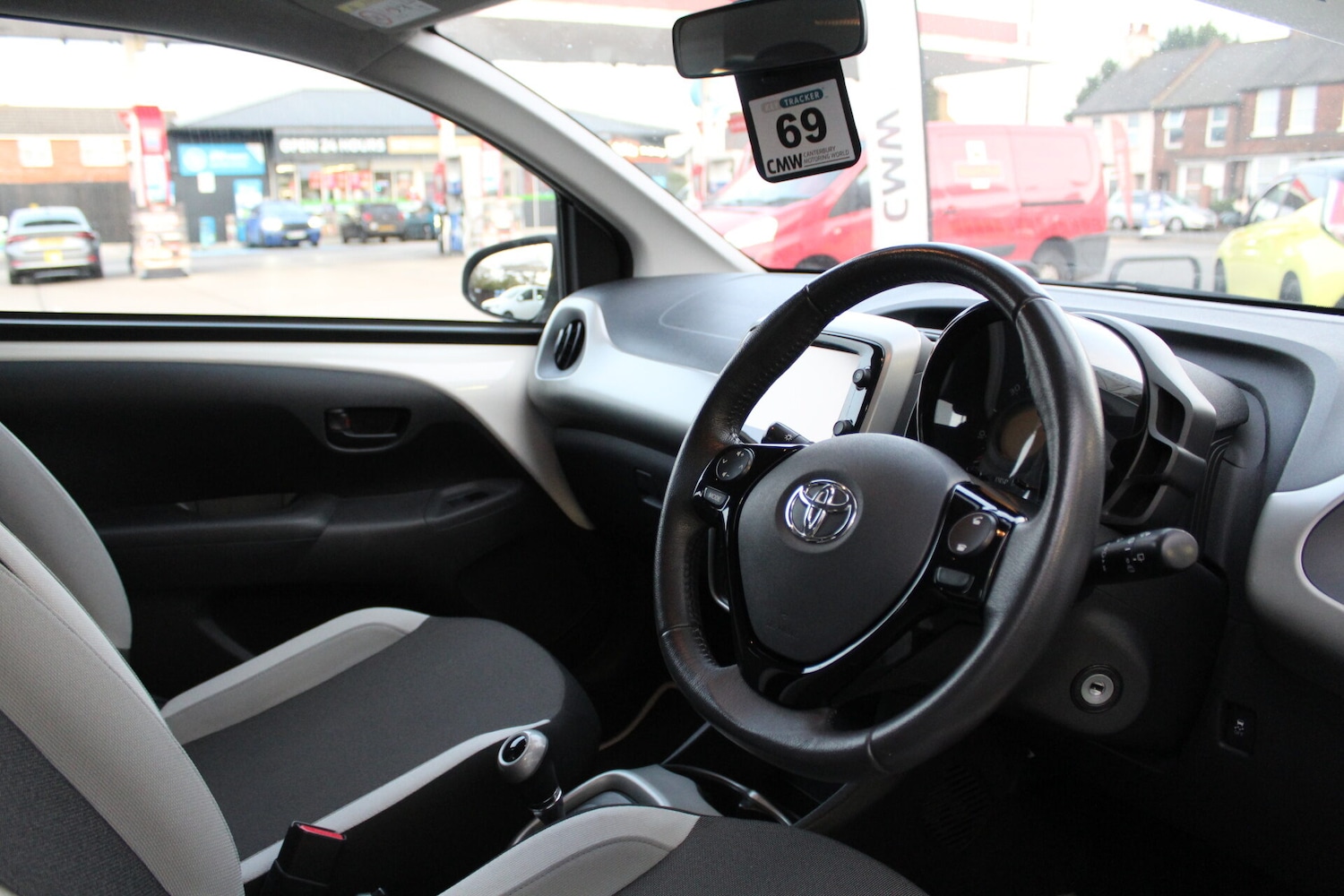 Used Toyota AYGO 2014 for sale - 76488540: Photo 9