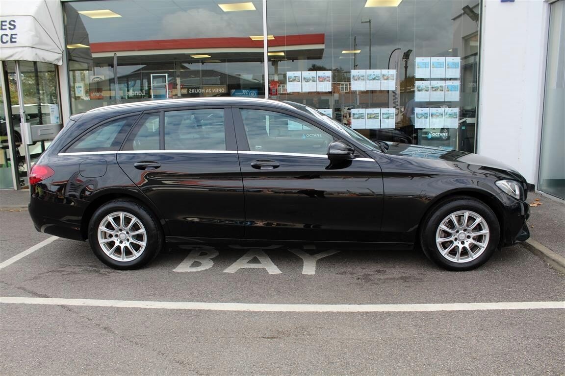 Used Mercedes-Benz C Class 2016 for sale - 76365769: Photo 5