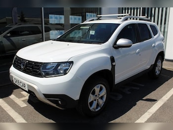Used Dacia Duster 2019 for sale - 76352069: Photo