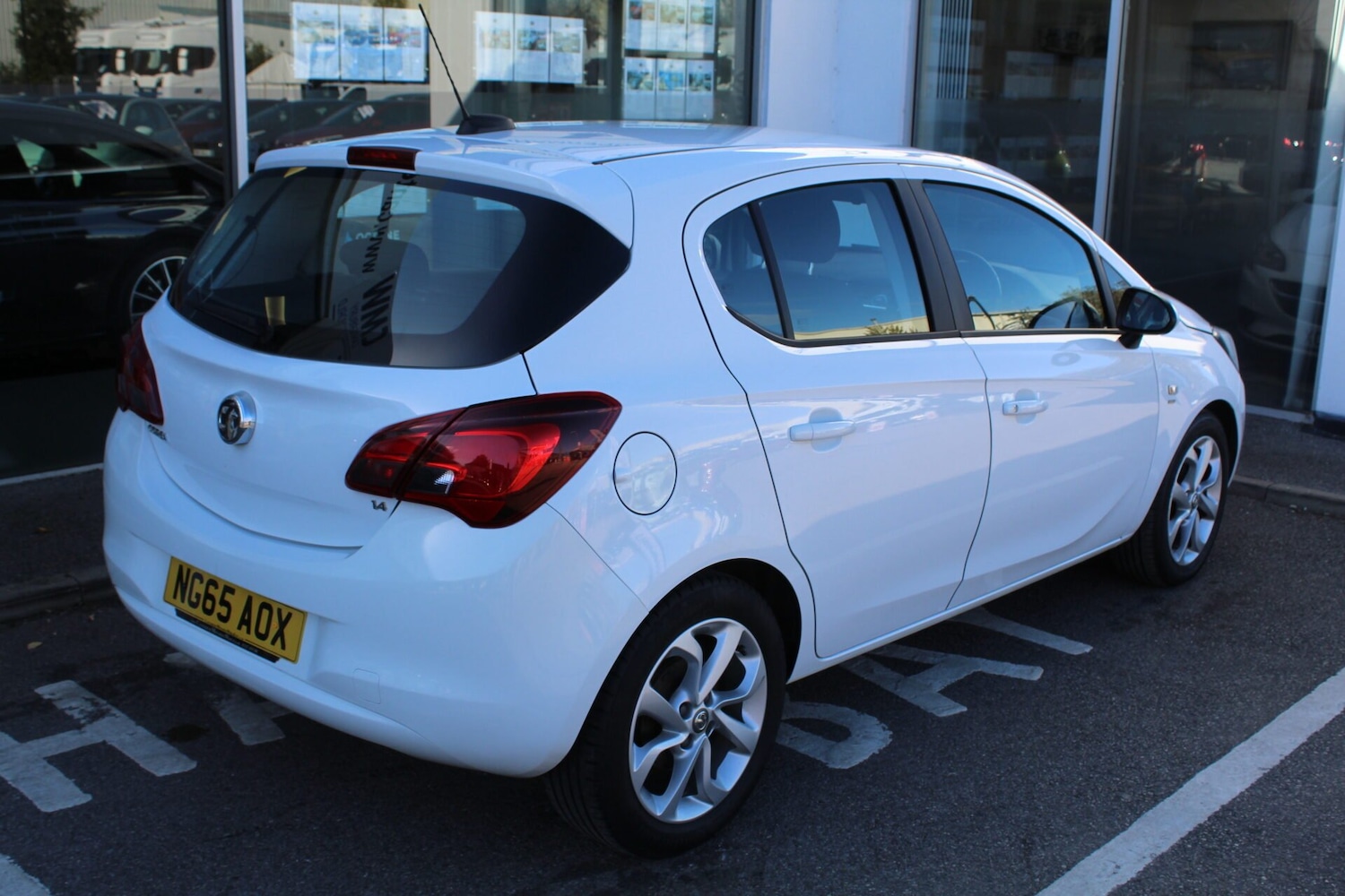Used Vauxhall Corsa 2016 for sale - 76357474: Photo 5