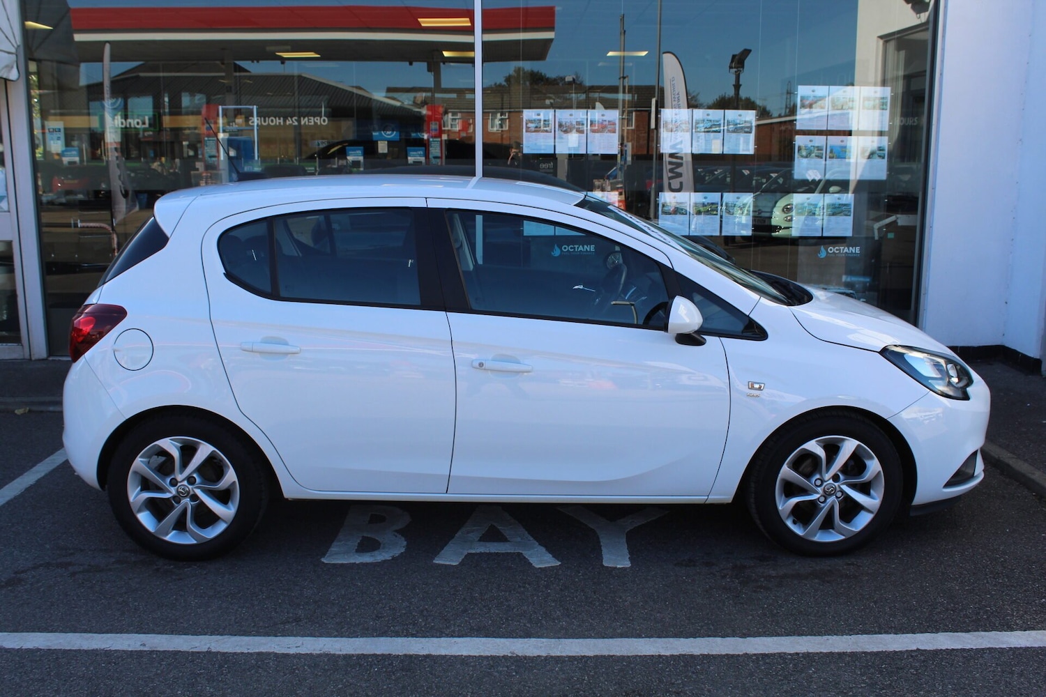 Used Vauxhall Corsa 2016 for sale - 76357474: Photo 6