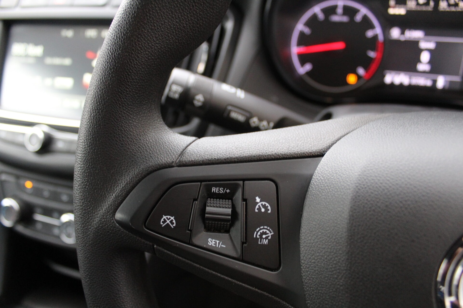 Used Vauxhall Zafira 2017 for sale - 76374265: Photo 11