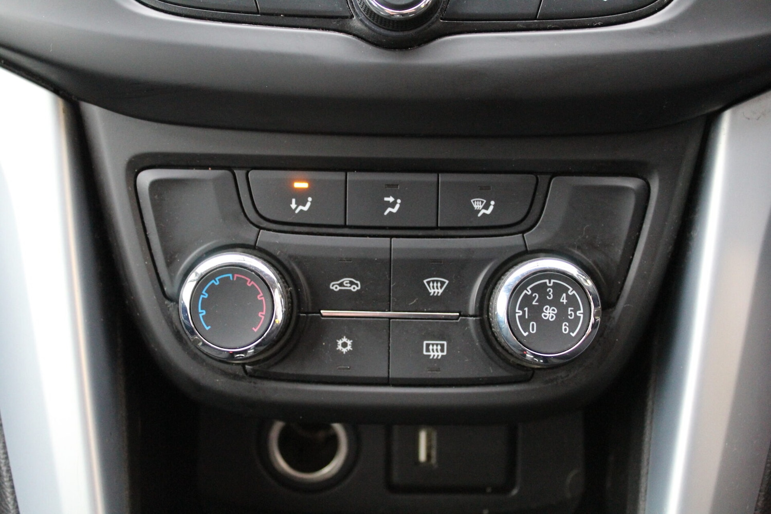 Used Vauxhall Zafira 2017 for sale - 76374265: Photo 21