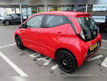 Used Toyota AYGO 2019 for sale - 76488541: Photo