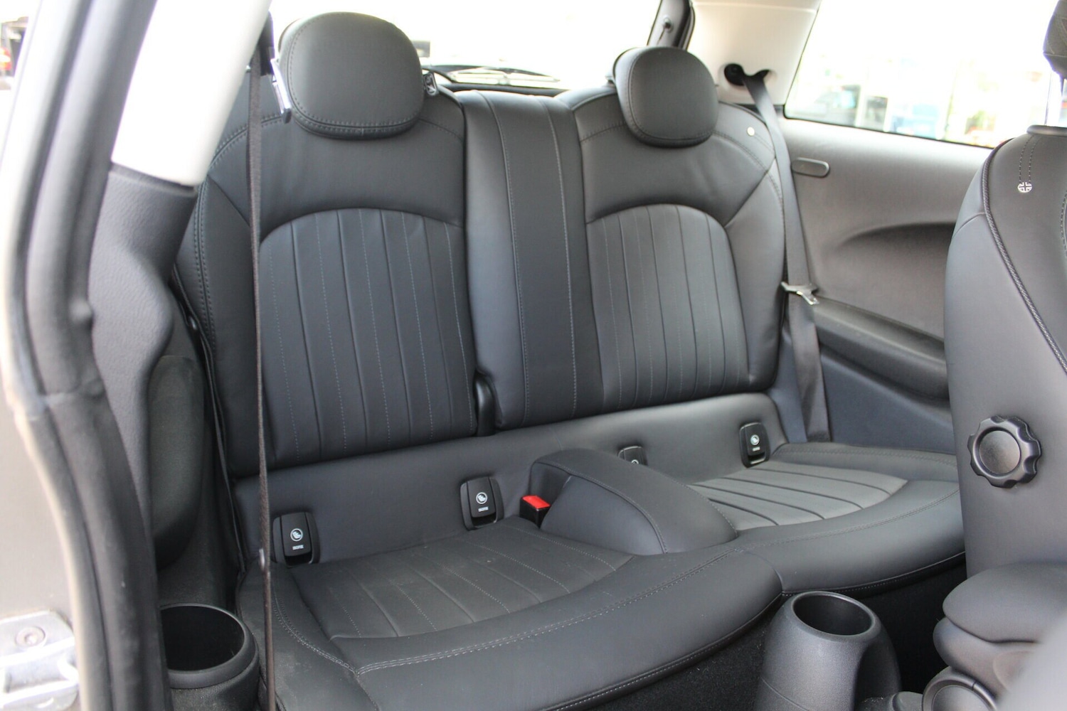 Used MINI Hatch 2019 for sale - 76352086: Photo 14