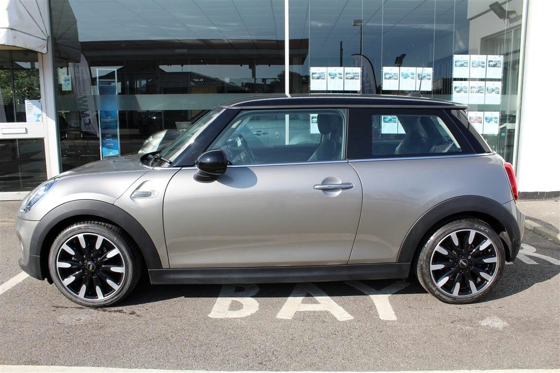 Used MINI Hatch 2019 for sale - 76352086: Photo 2