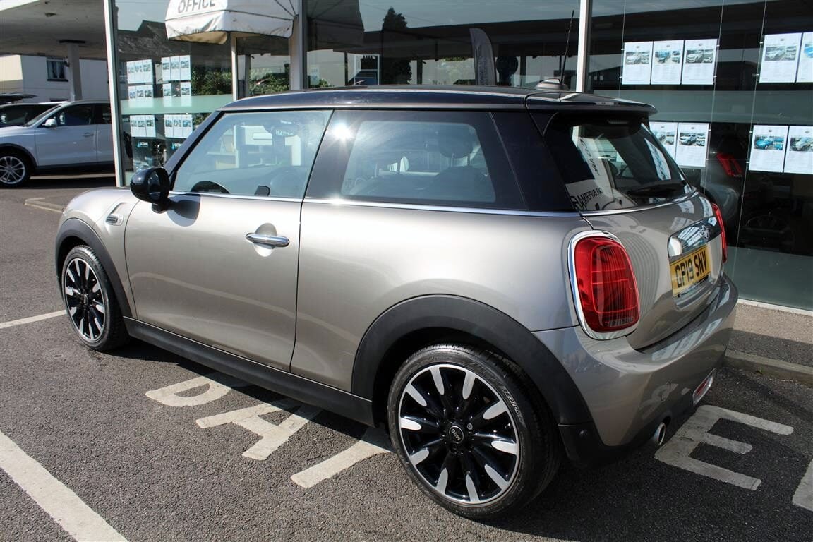 Used MINI Hatch 2019 for sale - 76352086: Photo 3