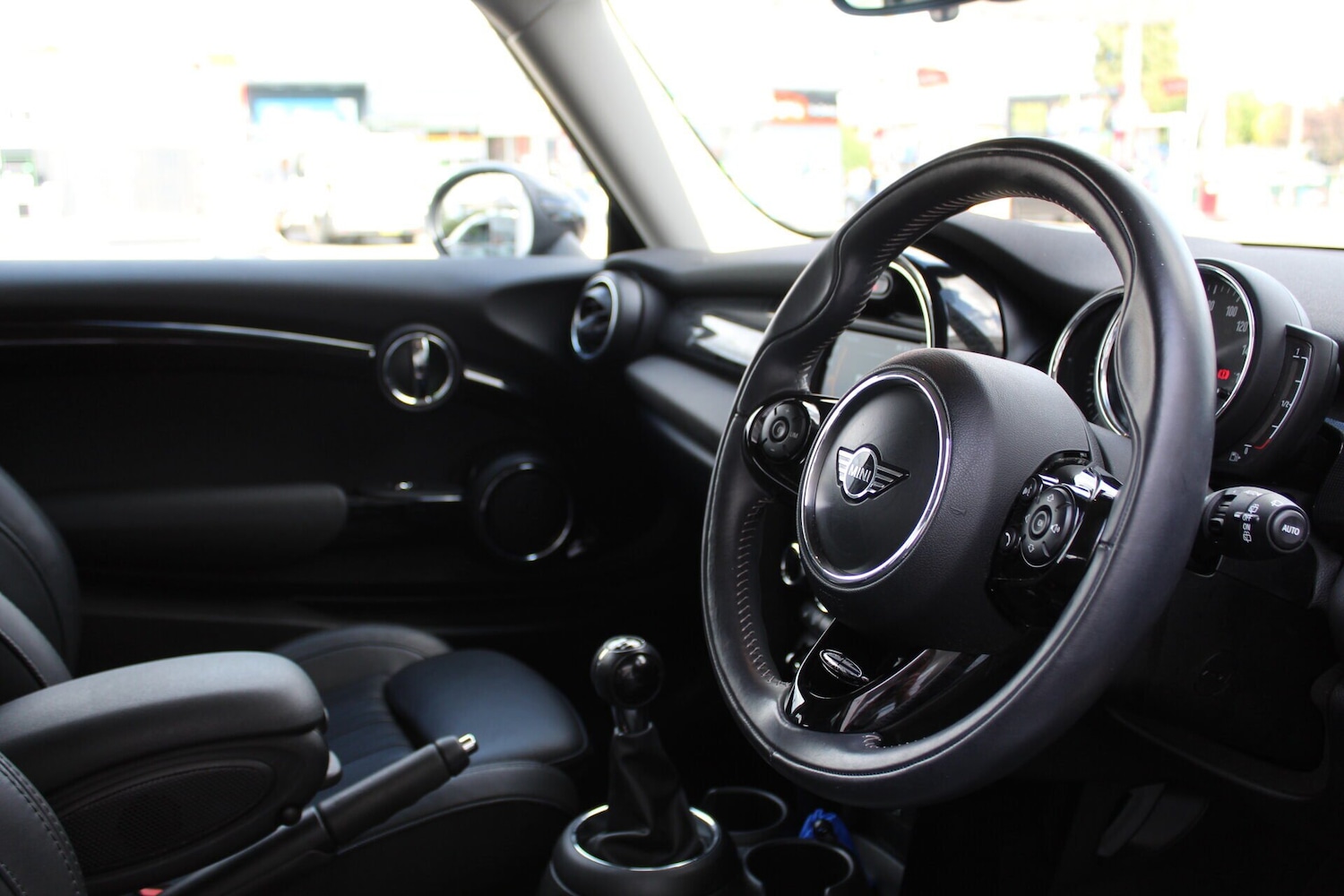 Used MINI Hatch 2019 for sale - 76352086: Photo 7