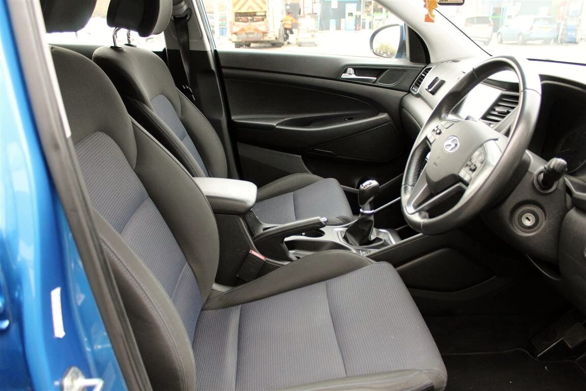 Used Hyundai TUCSON 2017 for sale - 76506050: Photo 11