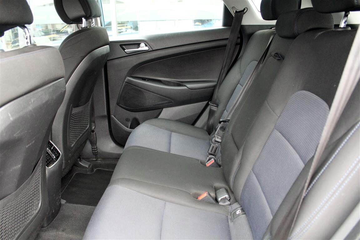 Used Hyundai TUCSON 2017 for sale - 76506050: Photo 8