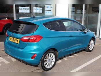Used Ford Fiesta 2018 for sale - 76352092: Photo