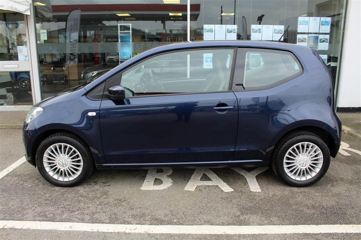 Used Volkswagen up! 2014 for sale - 77635789: Photo 2