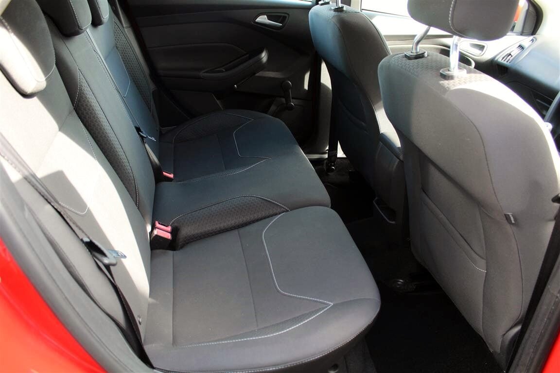 Used Ford Focus 2016 for sale - 76352071: Photo 10