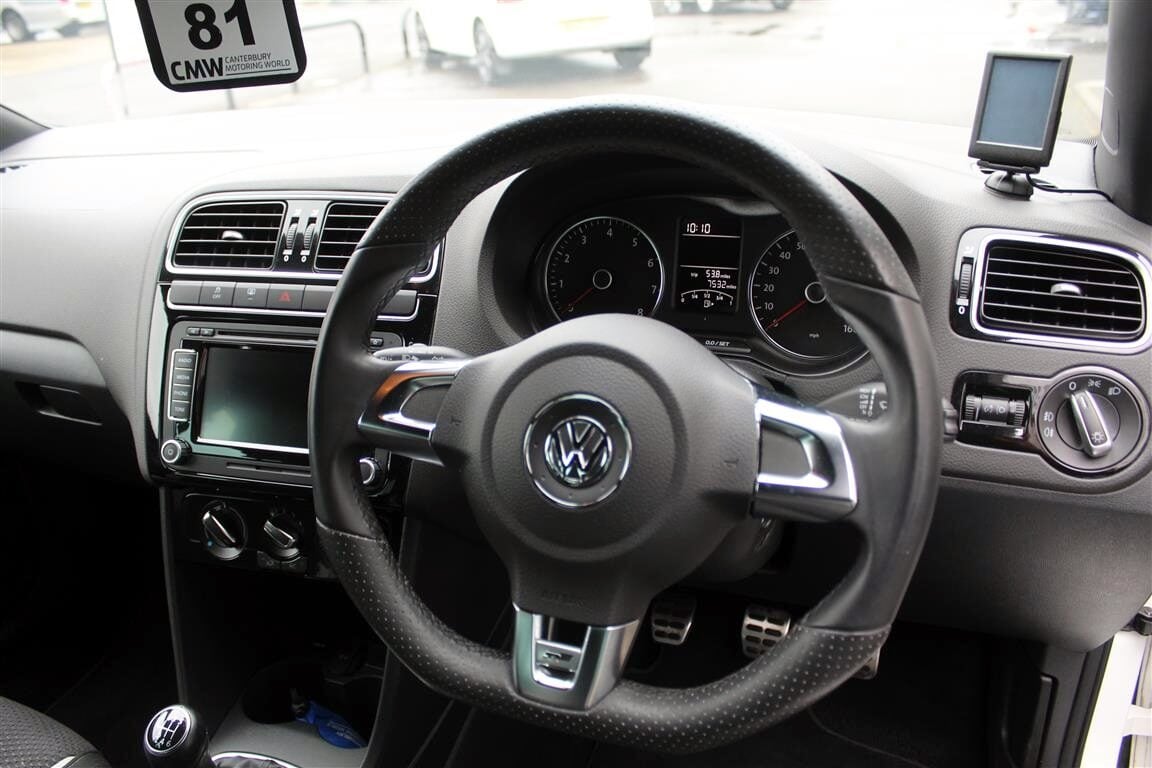 Used Volkswagen Polo 2013 for sale - 76352072: Photo 12