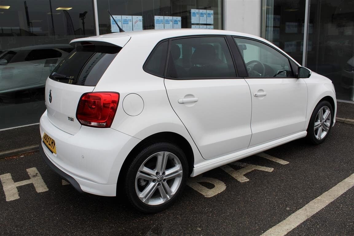 Used Volkswagen Polo 2013 for sale - 76352072: Photo 6