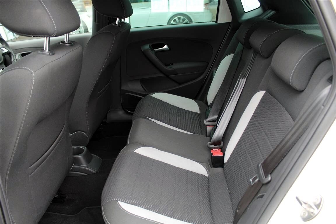 Used Volkswagen Polo 2013 for sale - 76352072: Photo 8