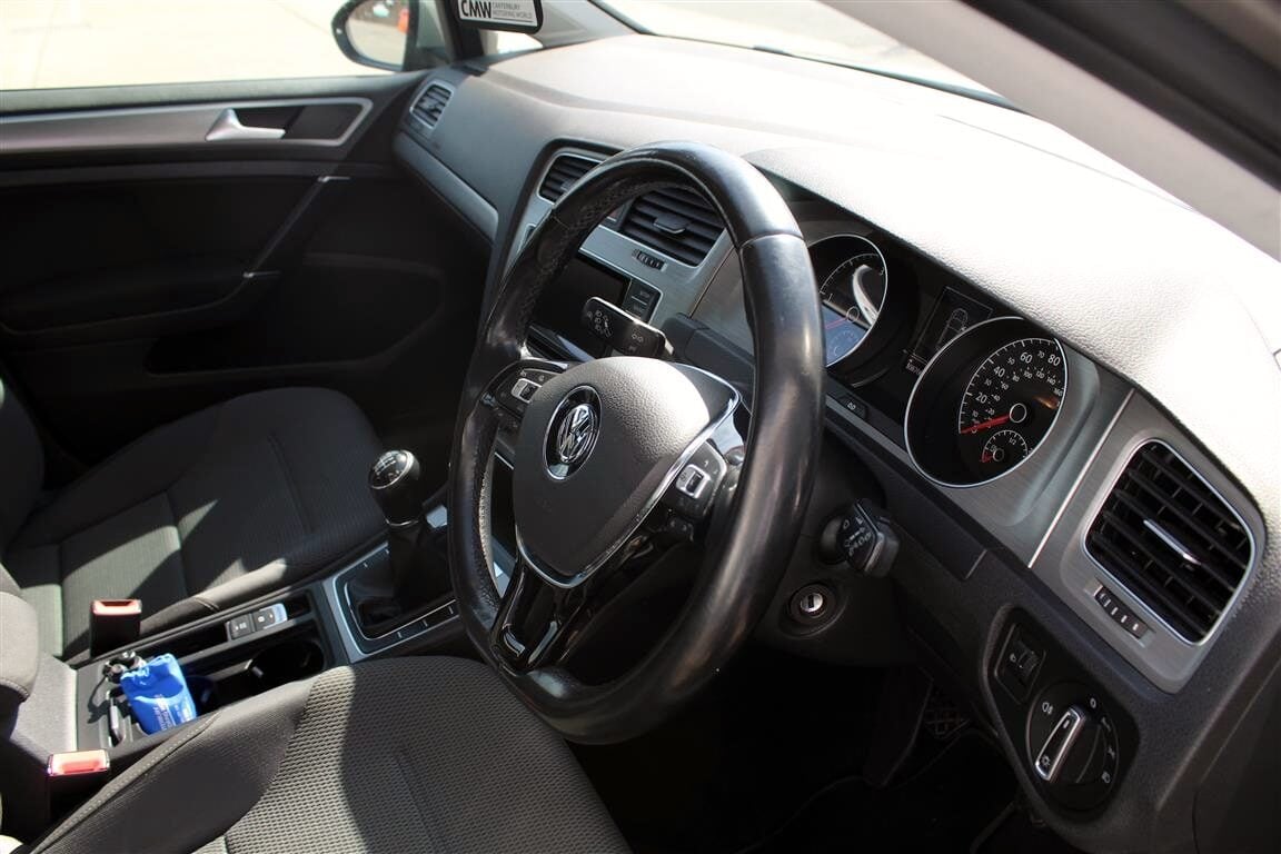 Used Volkswagen Golf 2014 for sale - 76352068: Photo 9