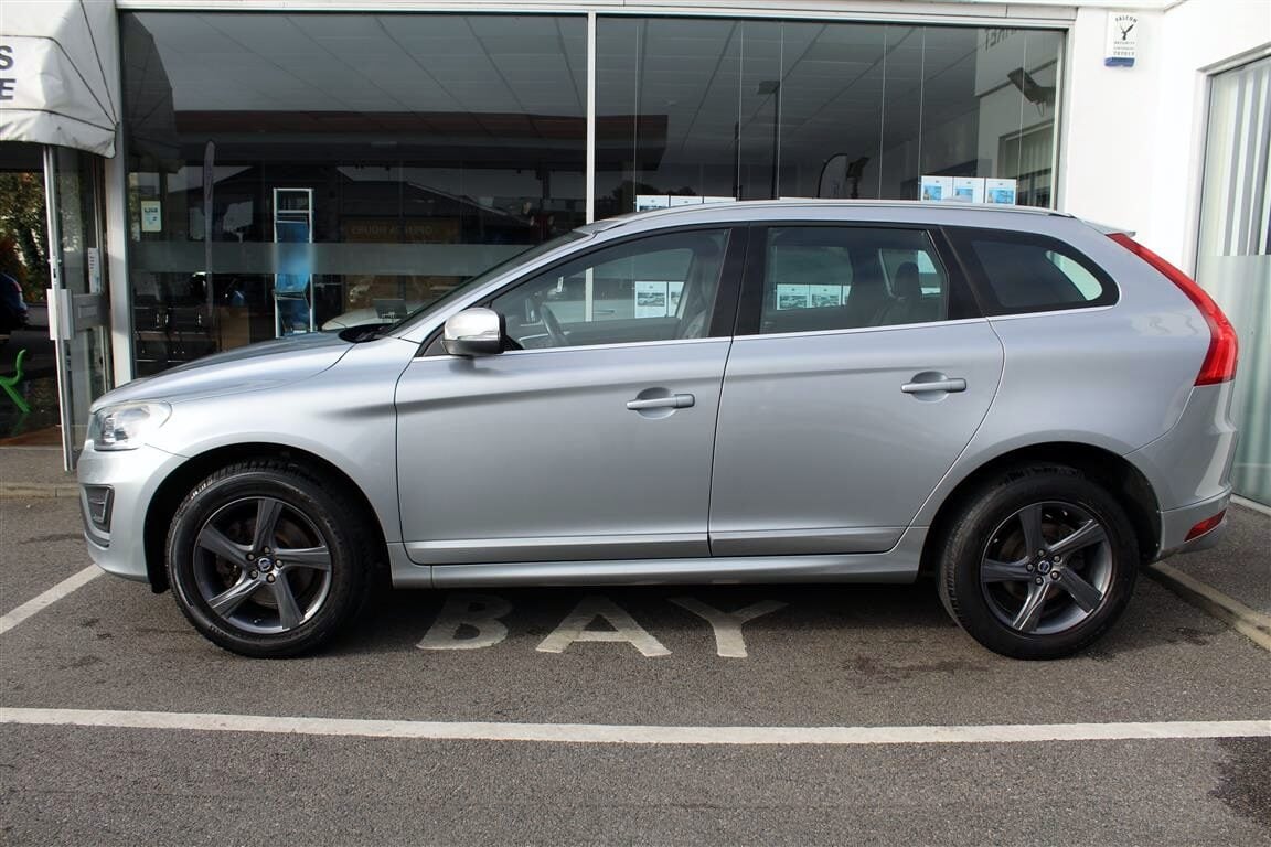 Used Volvo XC60 2014 for sale - 76352085: Photo 2