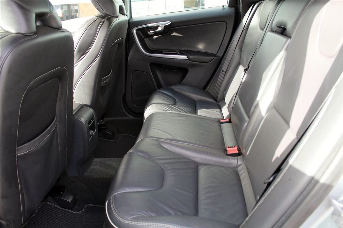 Used Volvo XC60 2014 for sale - 76352085: Photo 8