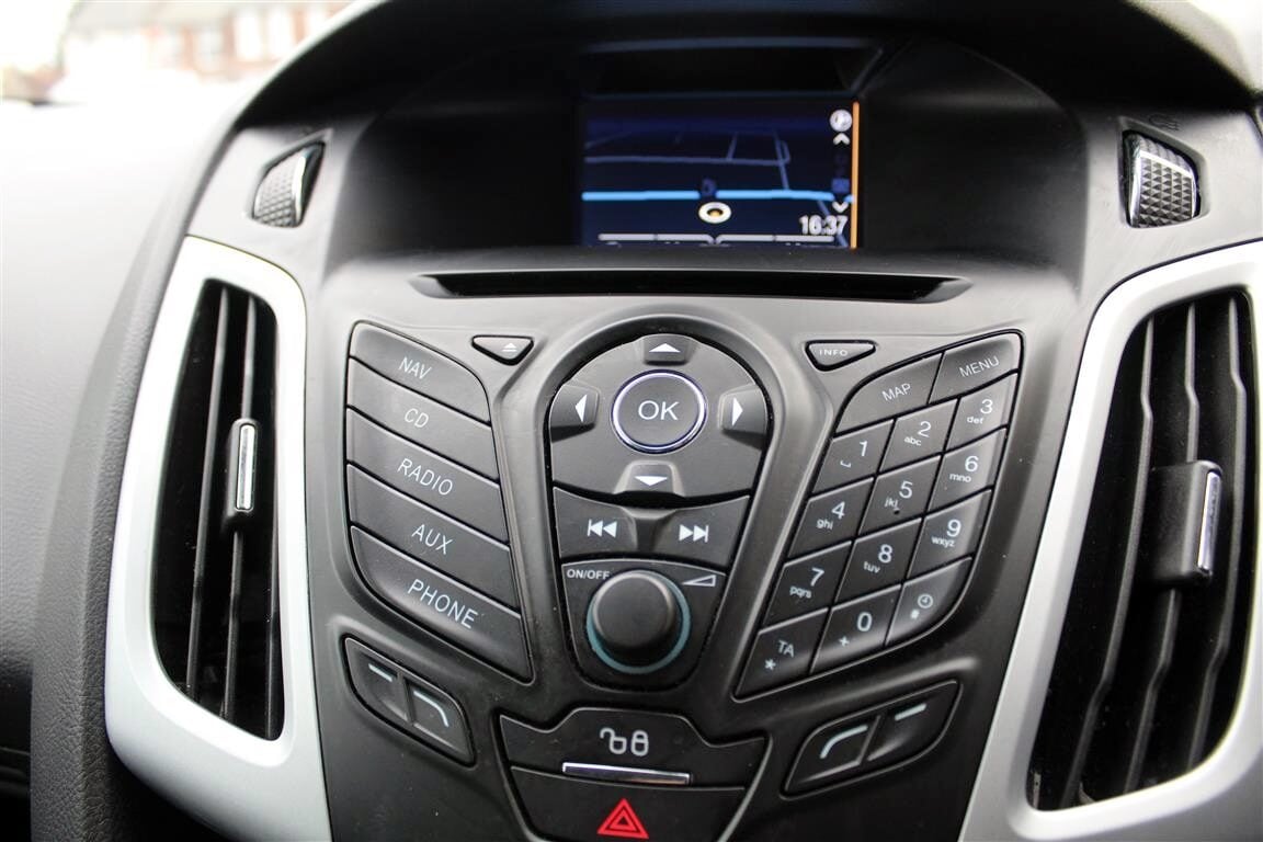 Used Ford Focus 2014 for sale - 76352078: Photo 12
