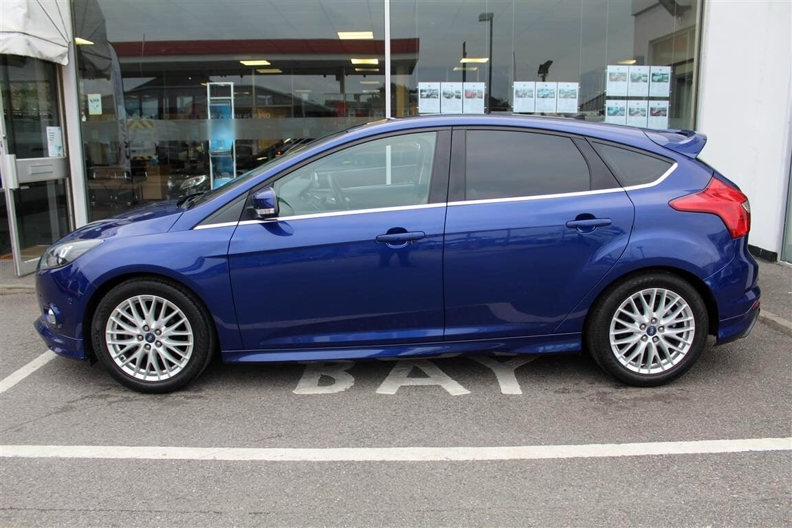 Used Ford Focus 2014 for sale - 76352078: Photo 2