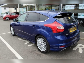 Used Ford Focus 2014 for sale - 76352078: Photo