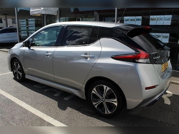 Used Nissan Leaf 2018 for sale - 76352080: Photo