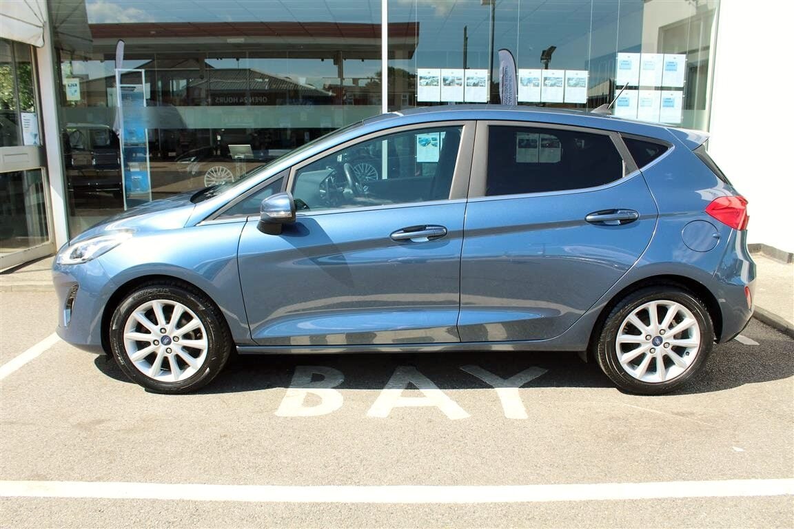 Used Ford Fiesta 2019 for sale - 76352093: Photo 2