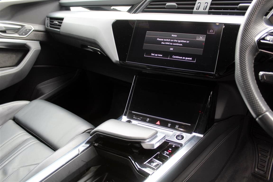 Used Audi e-tron 2021 for sale - 77998643: Photo 14