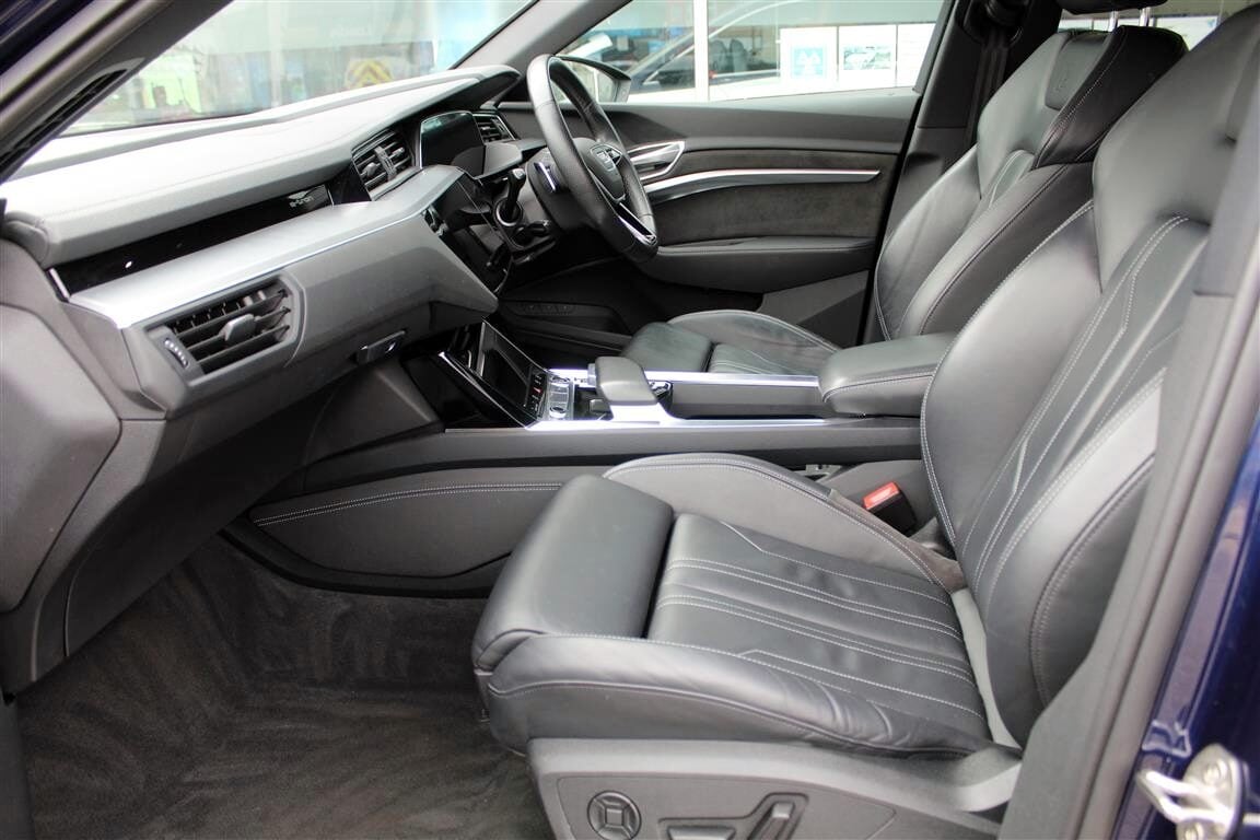 Used Audi e-tron 2021 for sale - 77998643: Photo 7