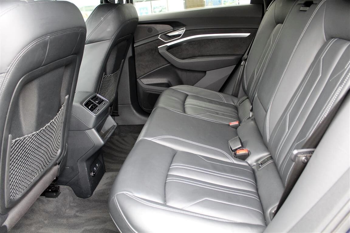 Used Audi e-tron 2021 for sale - 77998643: Photo 8