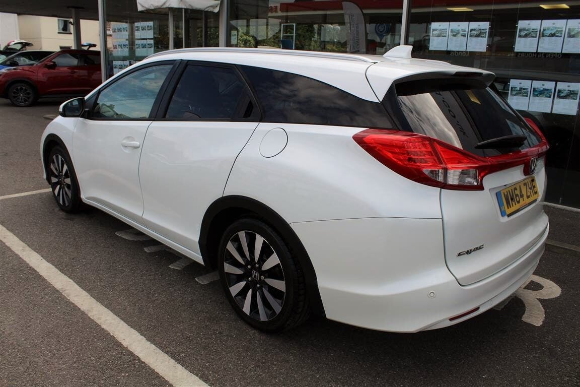 Used Honda Civic 2015 for sale - 76352073: Photo 3