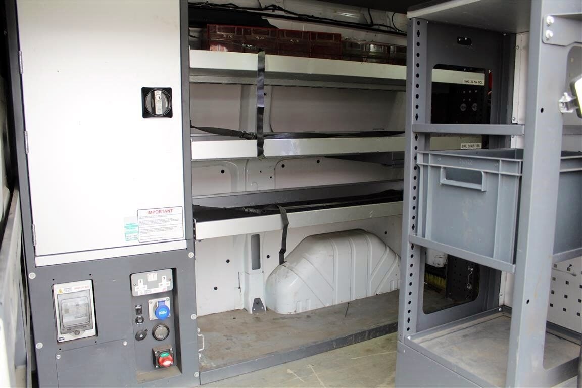 Used Ford Transit Custom 2017 for sale - 78038759: Photo 10