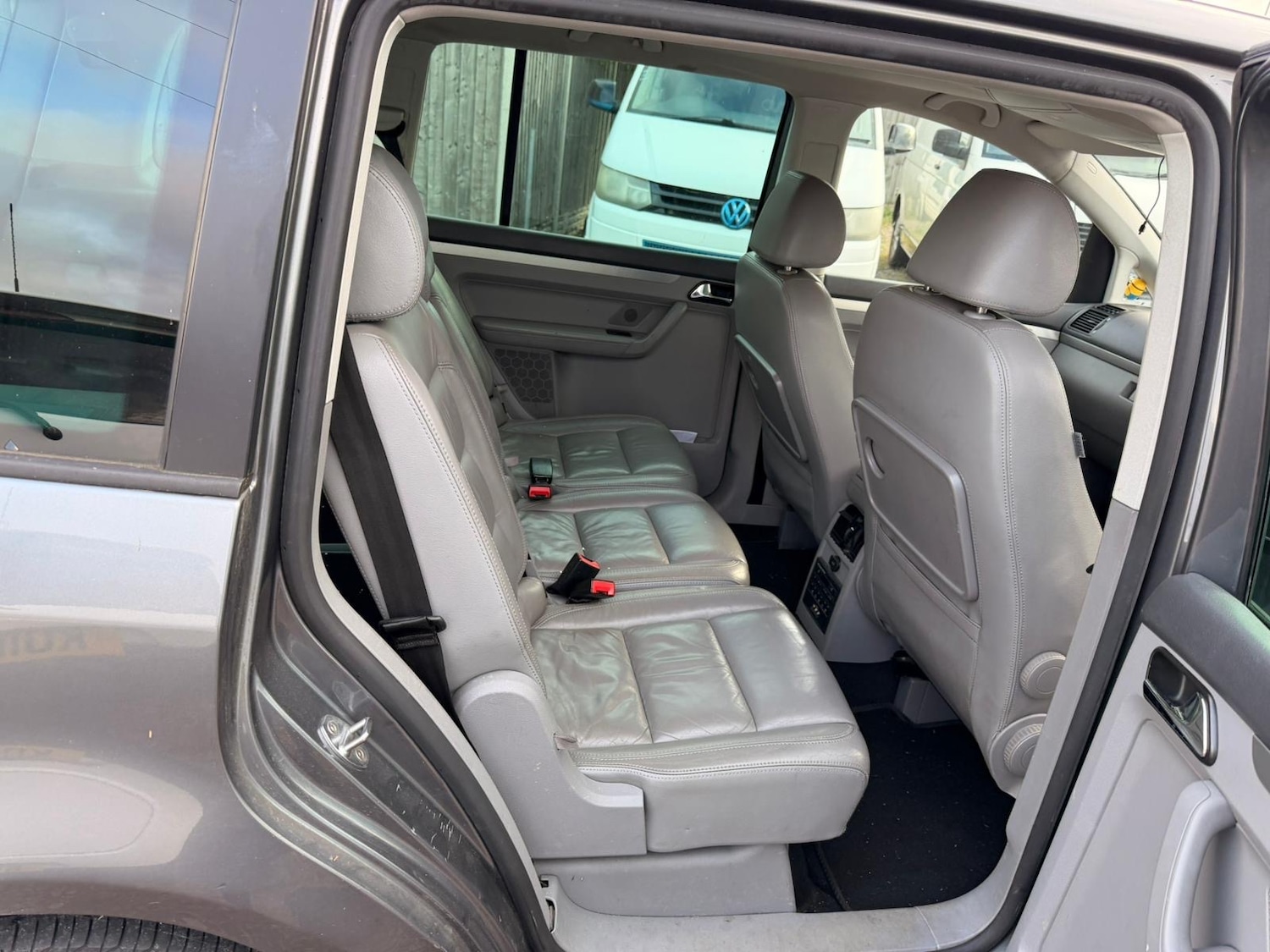 Used Volkswagen Touran 2006 for sale - 76449556: Photo 8