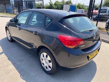 Used Vauxhall Astra 2010 for sale - 79175432: Photo