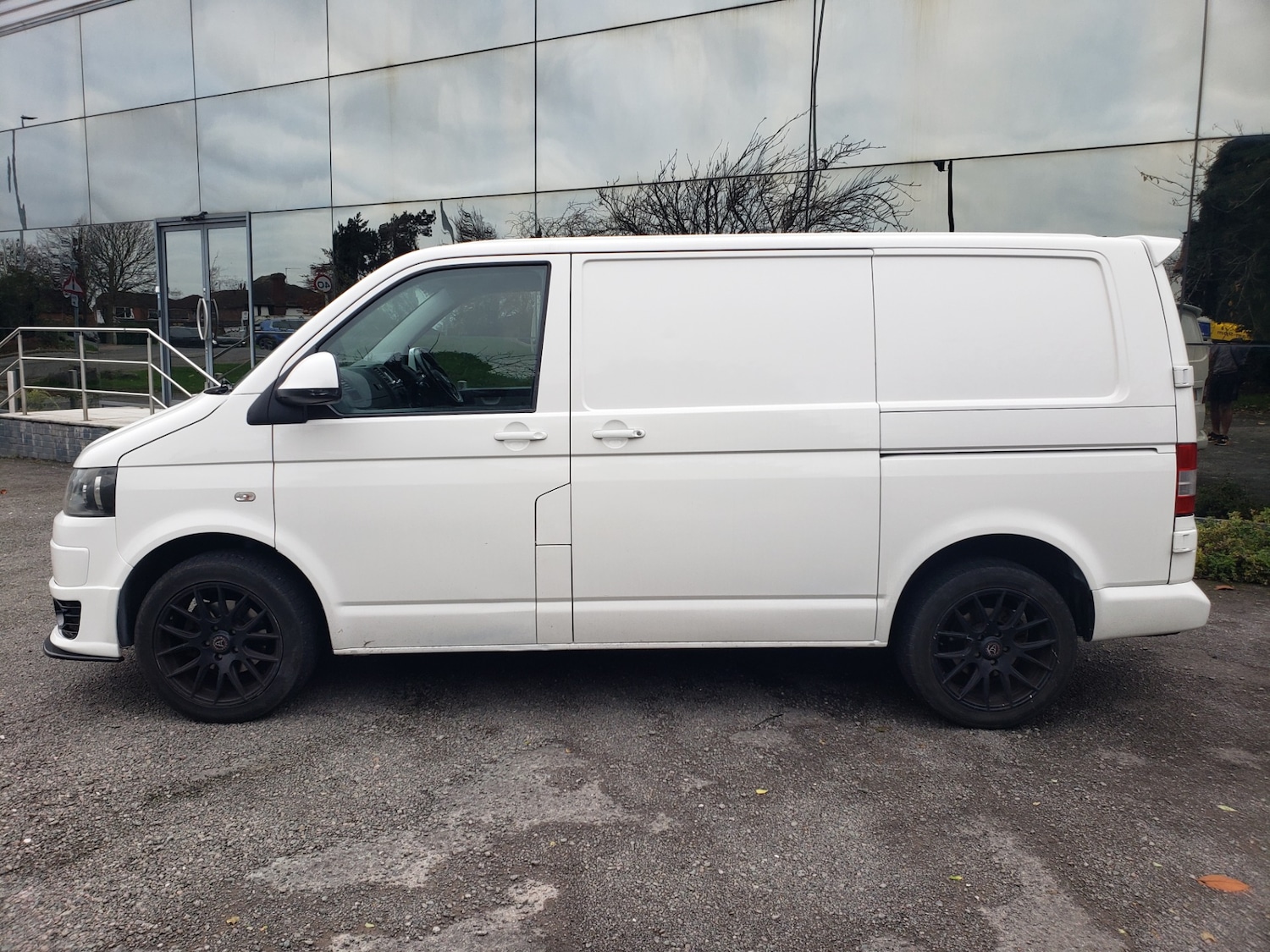 Used Volkswagen Transporter 2011 for sale - 76595253: Photo 6