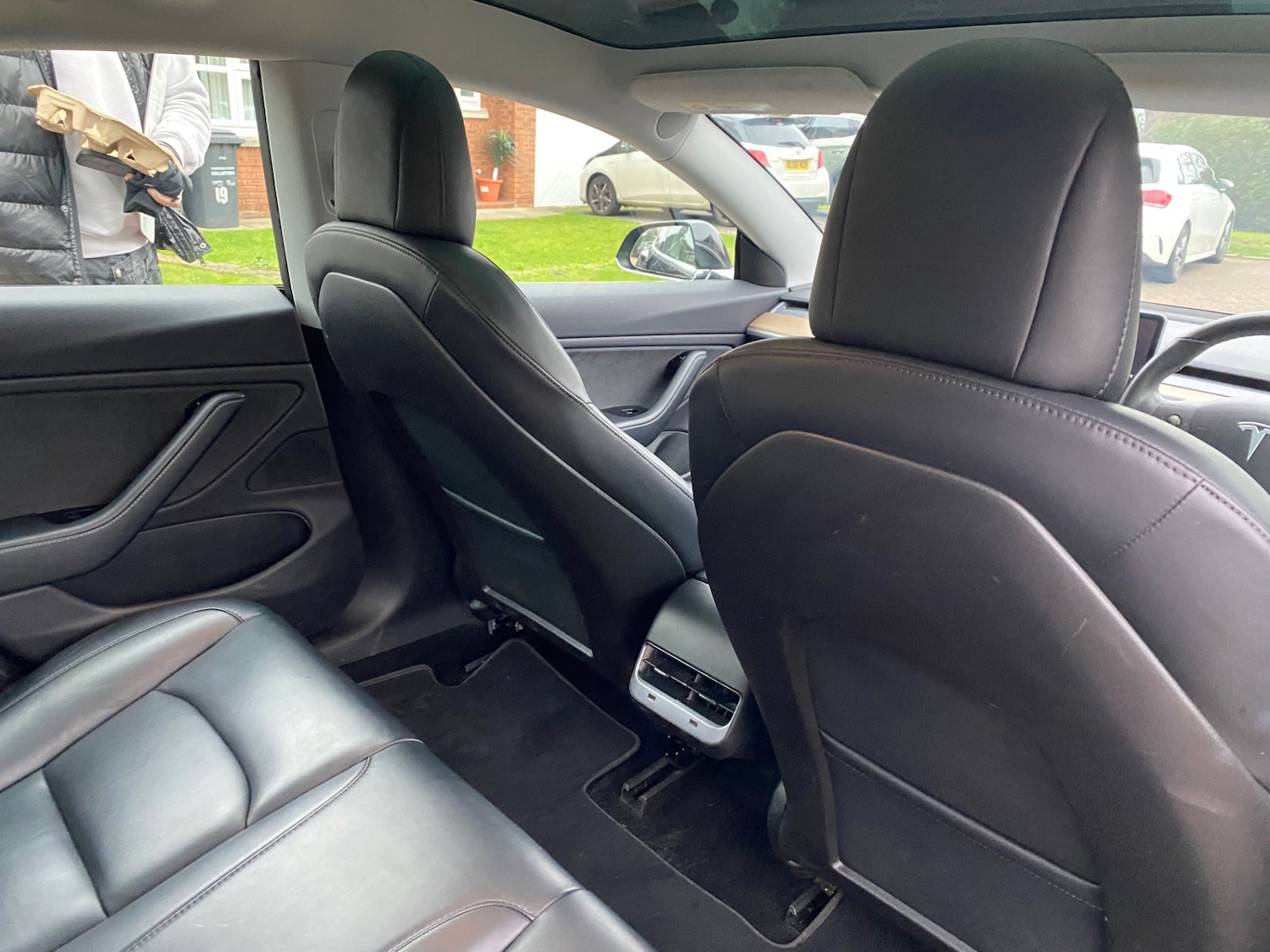 Used Tesla Model 3 2019 for sale - 77366835: Photo 8