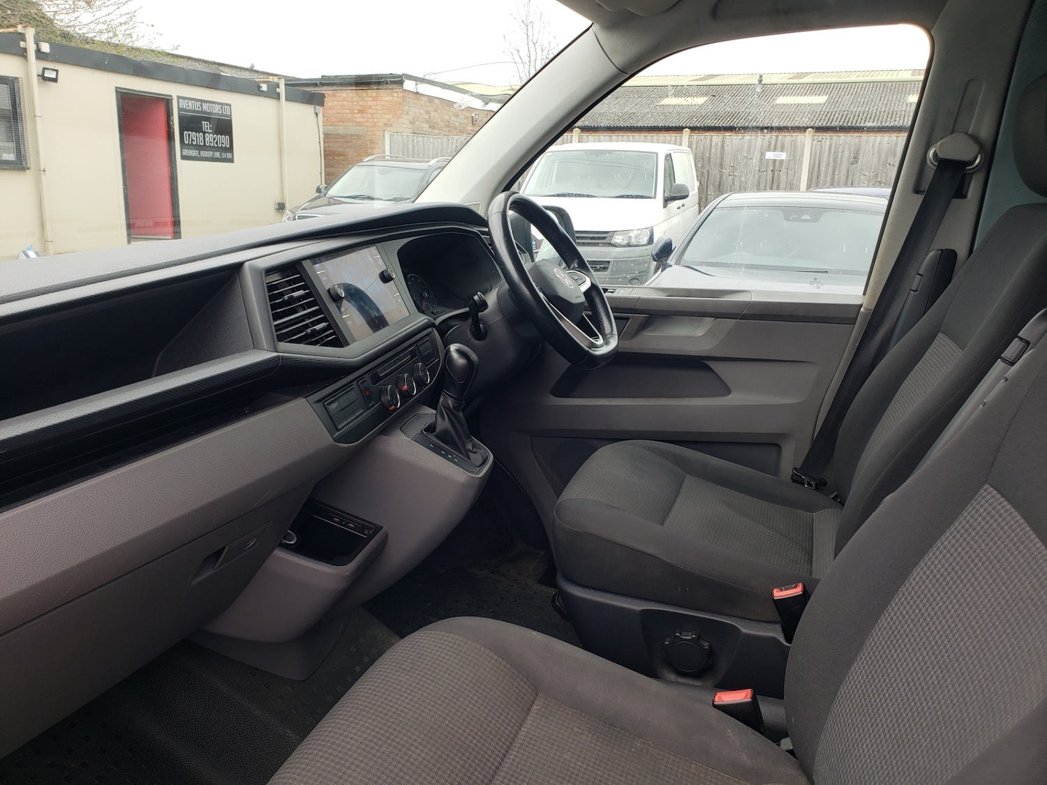 Used Volkswagen Transporter 2020 for sale - 78078201: Photo 9