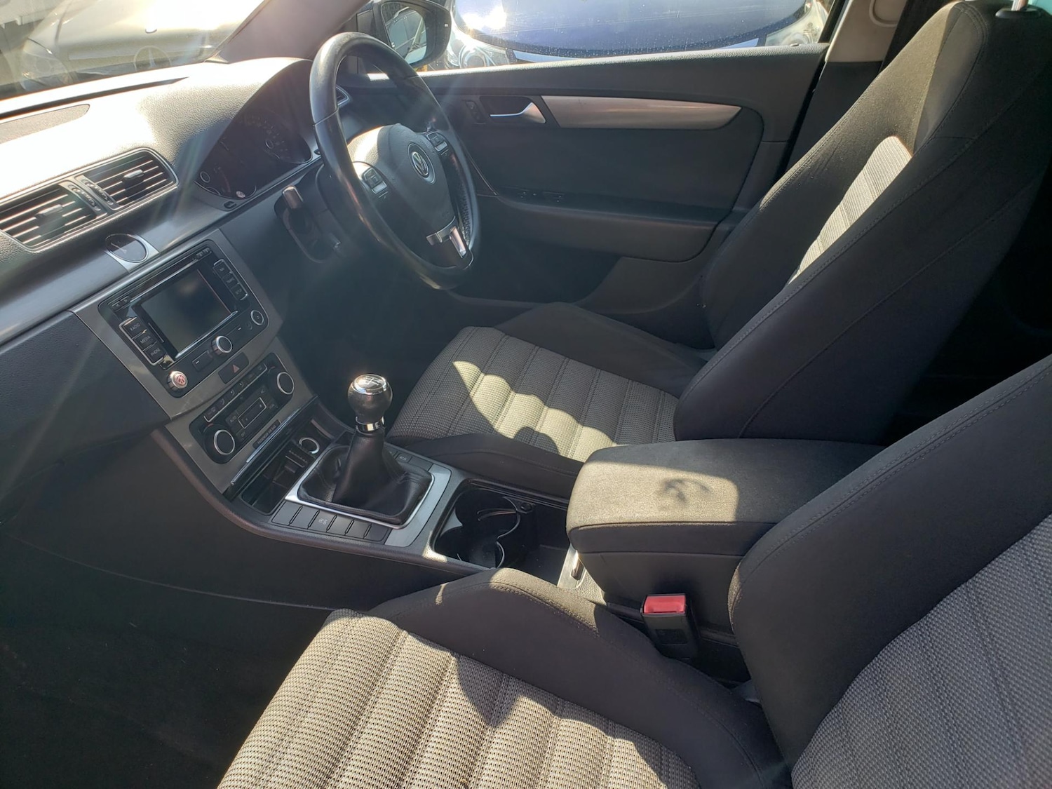 Used Volkswagen Passat 2011 for sale - 68462727: Photo 4