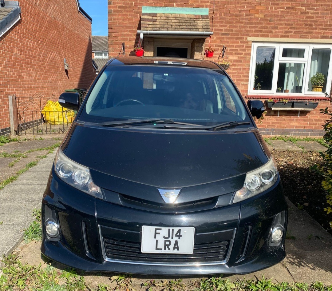 Used Toyota Estima 2023 for sale - 77164511: Photo 2