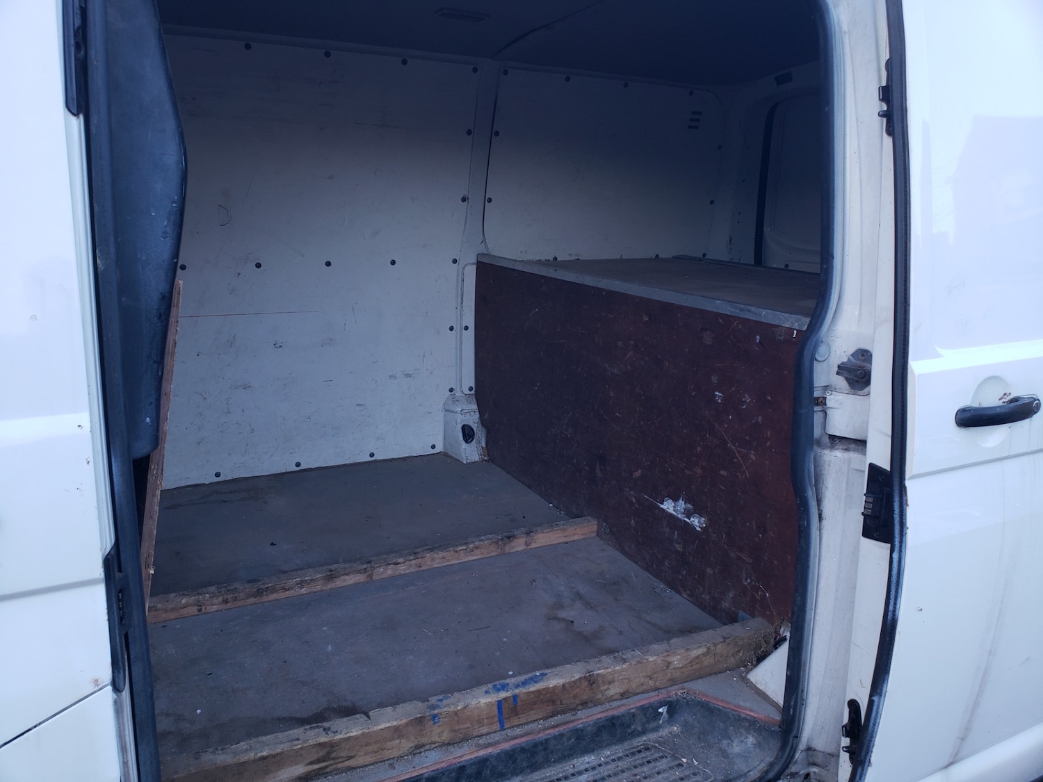 Used Volkswagen Transporter 2010 for sale - 77321479: Photo 7