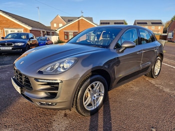 Used Porsche Macan 2015 for sale - 77354954: Photo