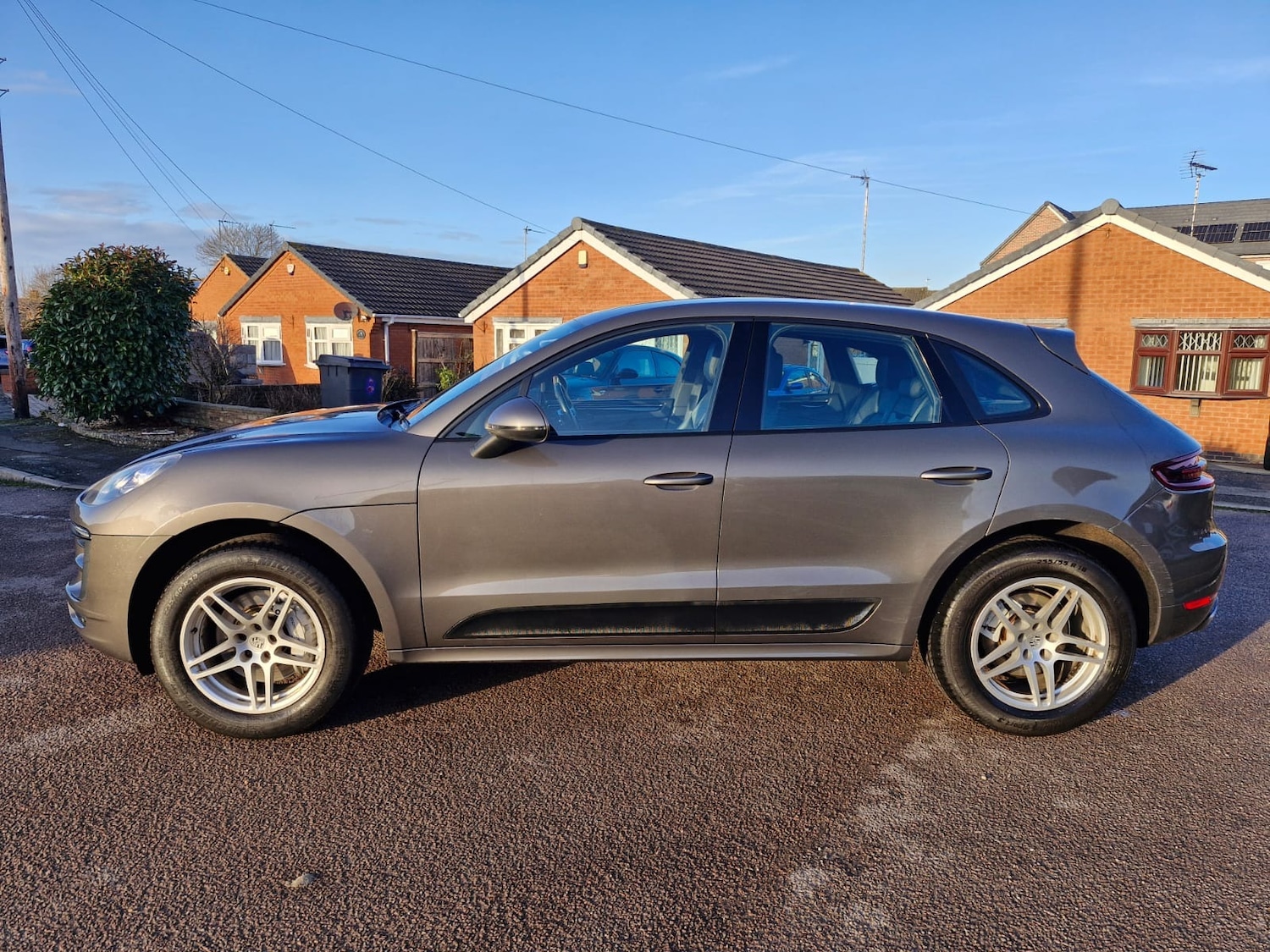 Used Porsche Macan 2015 for sale - 77354954: Photo 2