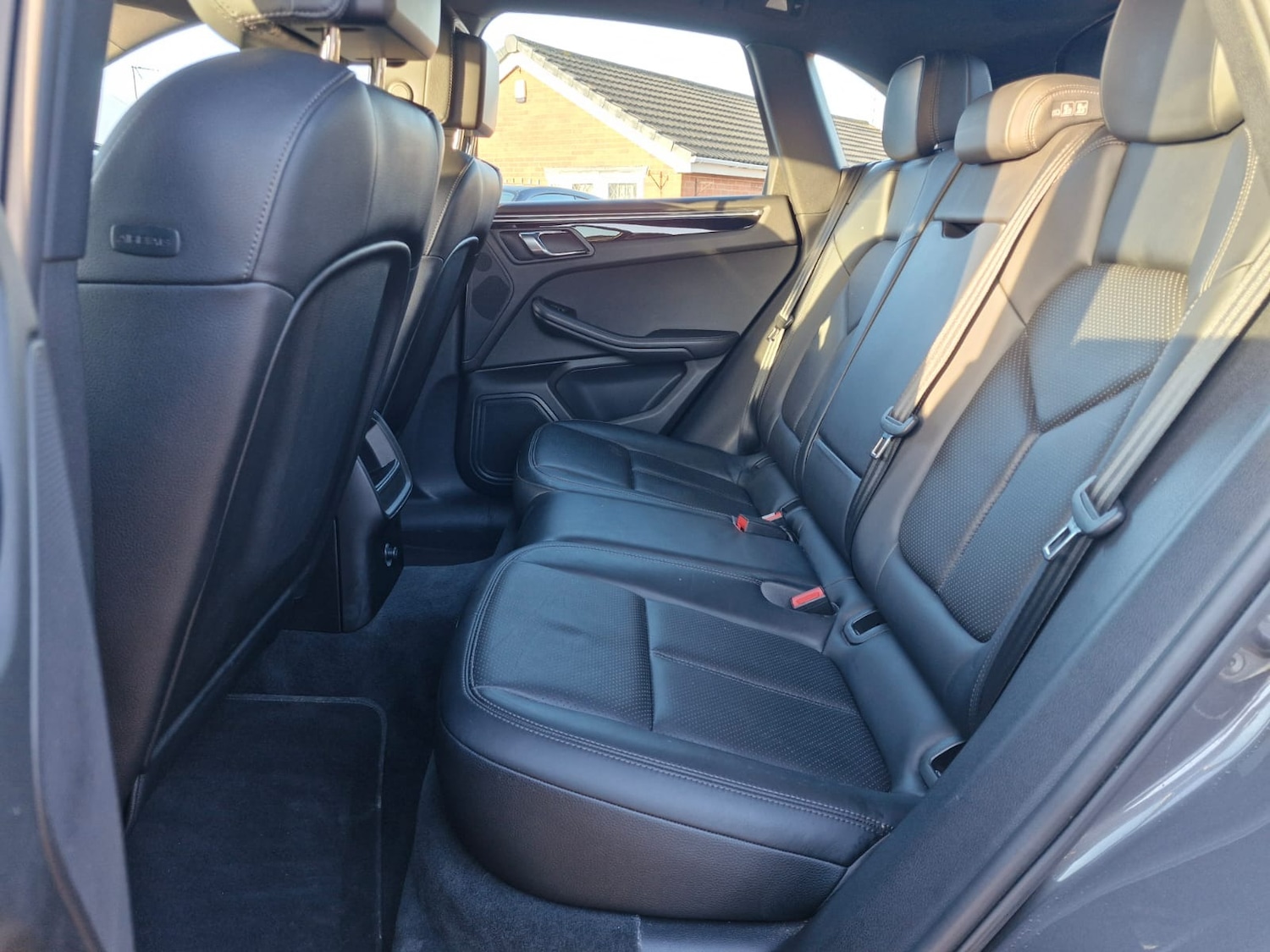 Used Porsche Macan 2015 for sale - 77354954: Photo 4